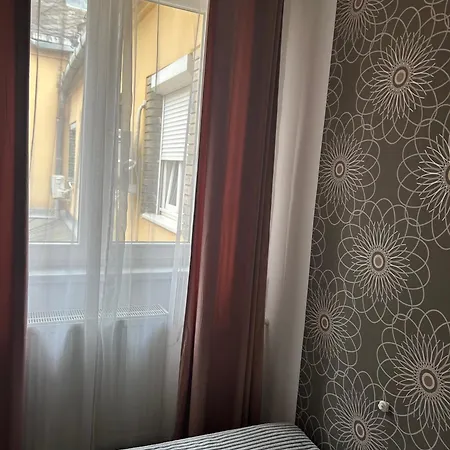 Diamond Astoria 4 Budapeszt