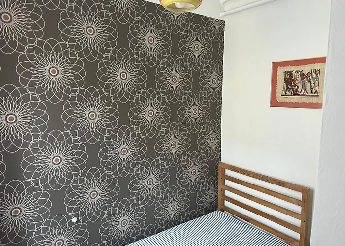 Diamond Astoria 4 *